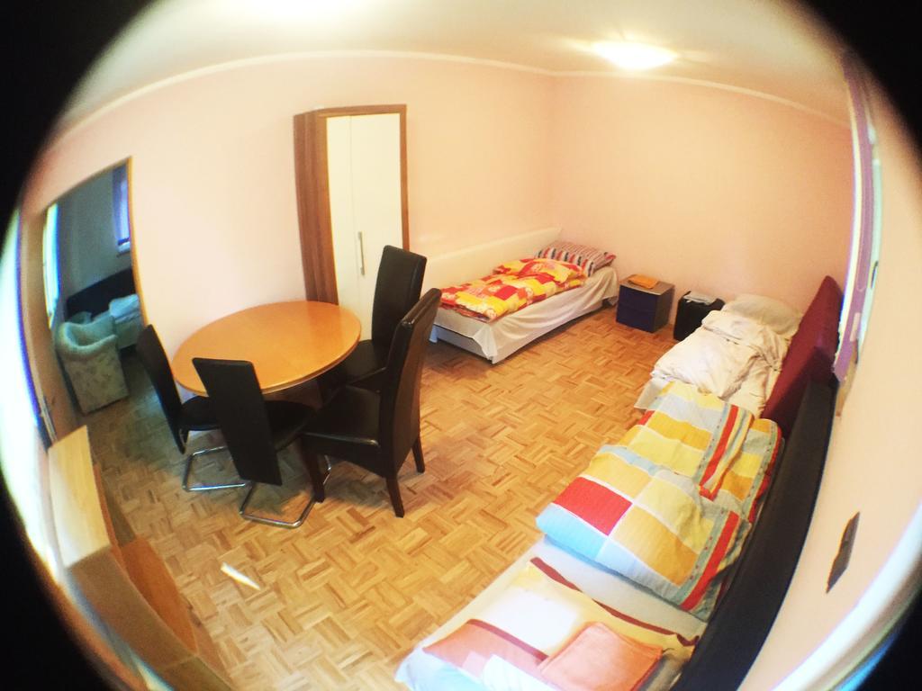 Blazic II Hotel Maribor Buitenkant foto