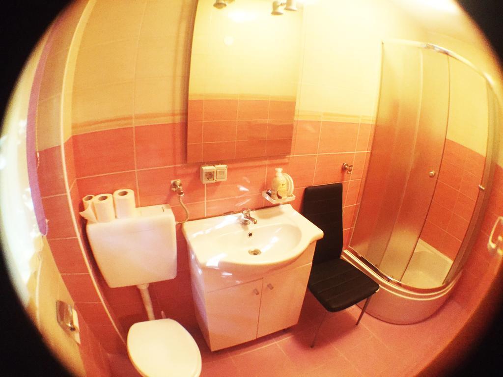 Blazic II Hotel Maribor Buitenkant foto